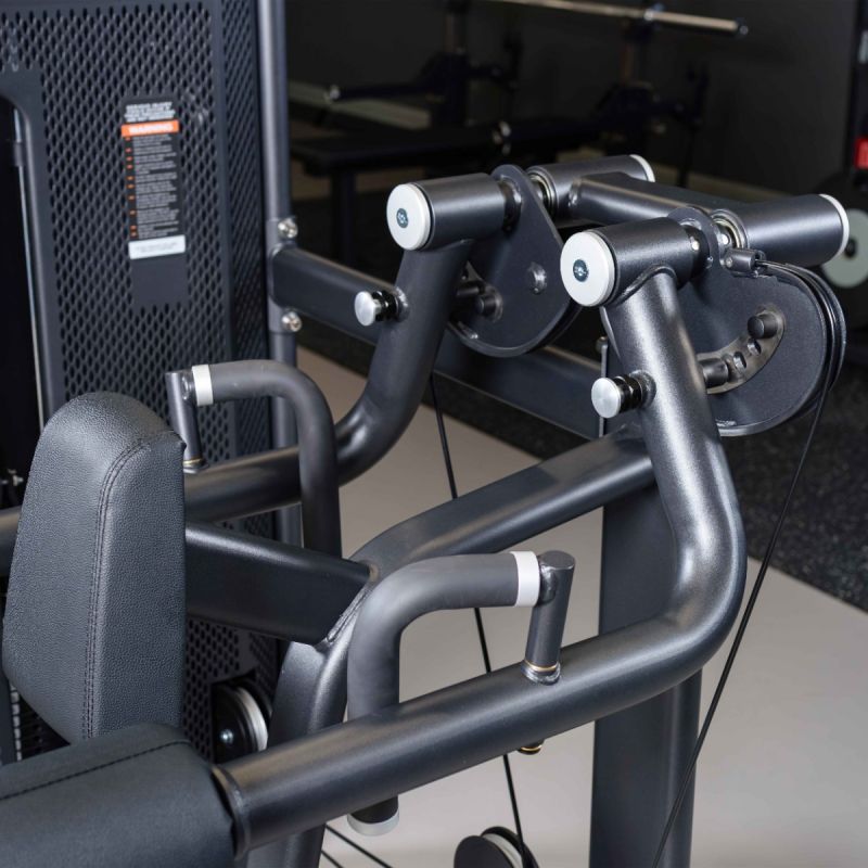 E7005 Дельт-машина. Стек 110 кг