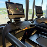 SH-T9100TP22T Профессиональная беговая дорожка (Android-дисплей, 21,5